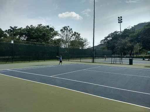 Tennis courts Juan Carlos Bianchi (I.R.D.A)