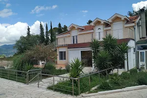 Apartmani Zečević image