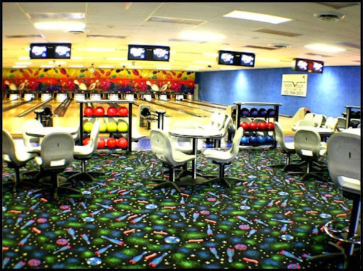 Bowling Alley «Clermont Bowling Center», reviews and photos, 4 Westgate Plaza, Clermont, FL 34711, USA