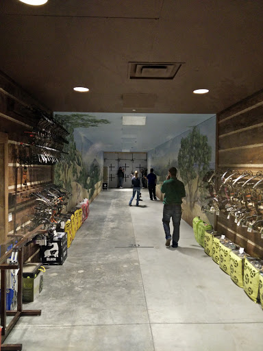 Sporting Goods Store «Bass Pro Shops», reviews and photos, 5160 Cherry Ave, San Jose, CA 95118, USA