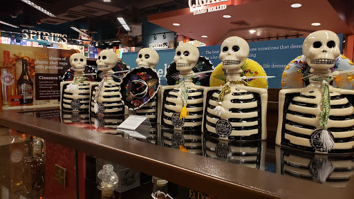 Liquor Store «ABC Fine Wine & Spirits», reviews and photos, 3015 W Kennedy Blvd, Tampa, FL 33609, USA