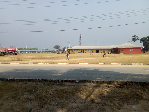 Delta State Polytechnic, Emu Obiogo Road, Ozoro, Nigeria, Hair Salon, state Delta
