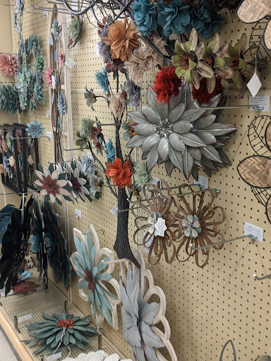 Craft Store «Hobby Lobby», reviews and photos, 5329 Monroe St, Toledo, OH 43623, USA