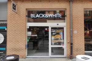 Black & White Burger LLN image