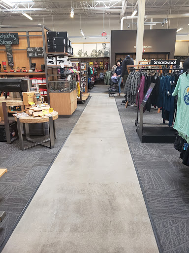 Camping Store «REI», reviews and photos, 8490 Castleton Corner Dr, Indianapolis, IN 46250, USA