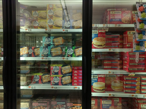 Supermarket «Super Stop & Shop», reviews and photos, 533 E Main St, Bay Shore, NY 11706, USA