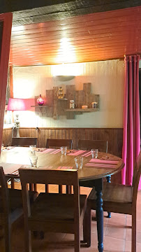 Atmosphère du Restaurant français Auberge du Lavoir à Garrosse - n°10