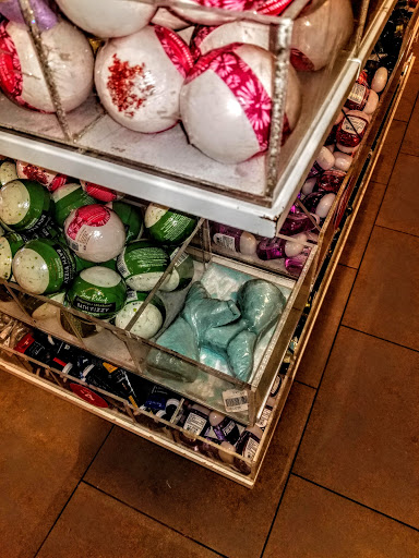 Beauty Supply Store «Bath & Body Works», reviews and photos, 2200 Tanger Blvd, Gonzales, LA 70737, USA