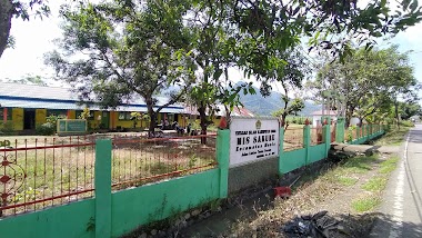 Madrasah Ibtidaiyah Sakuru Monta