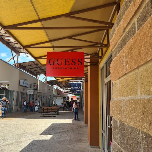 Shopping Mall «Rio Grande Valley Premium Outlets», reviews and photos, 5001 E Expy 83, Mercedes, TX 78570, USA