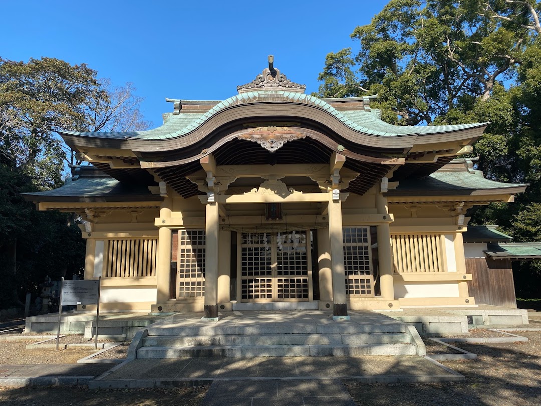 八社神社