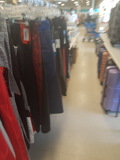 Clothing Store «Rugged Wearhouse», reviews and photos, 6096 Rose Hill Dr, Alexandria, VA 22310, USA