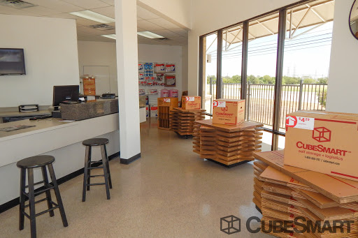 Self-Storage Facility «CubeSmart Self Storage», reviews and photos, 2400 N Austin Ave, Georgetown, TX 78626, USA