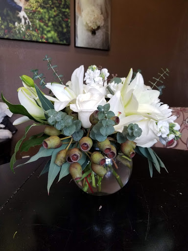 Florist «Grand Florist», reviews and photos, 525 W Rte 66, Glendora, CA 91740, USA