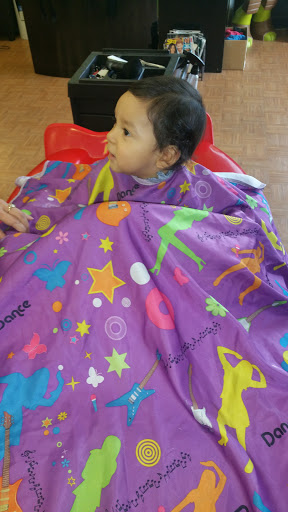 Hair Salon «Kids Styles Hairsalon», reviews and photos, 453 E Arrow Hwy D, Azusa, CA 91702, USA