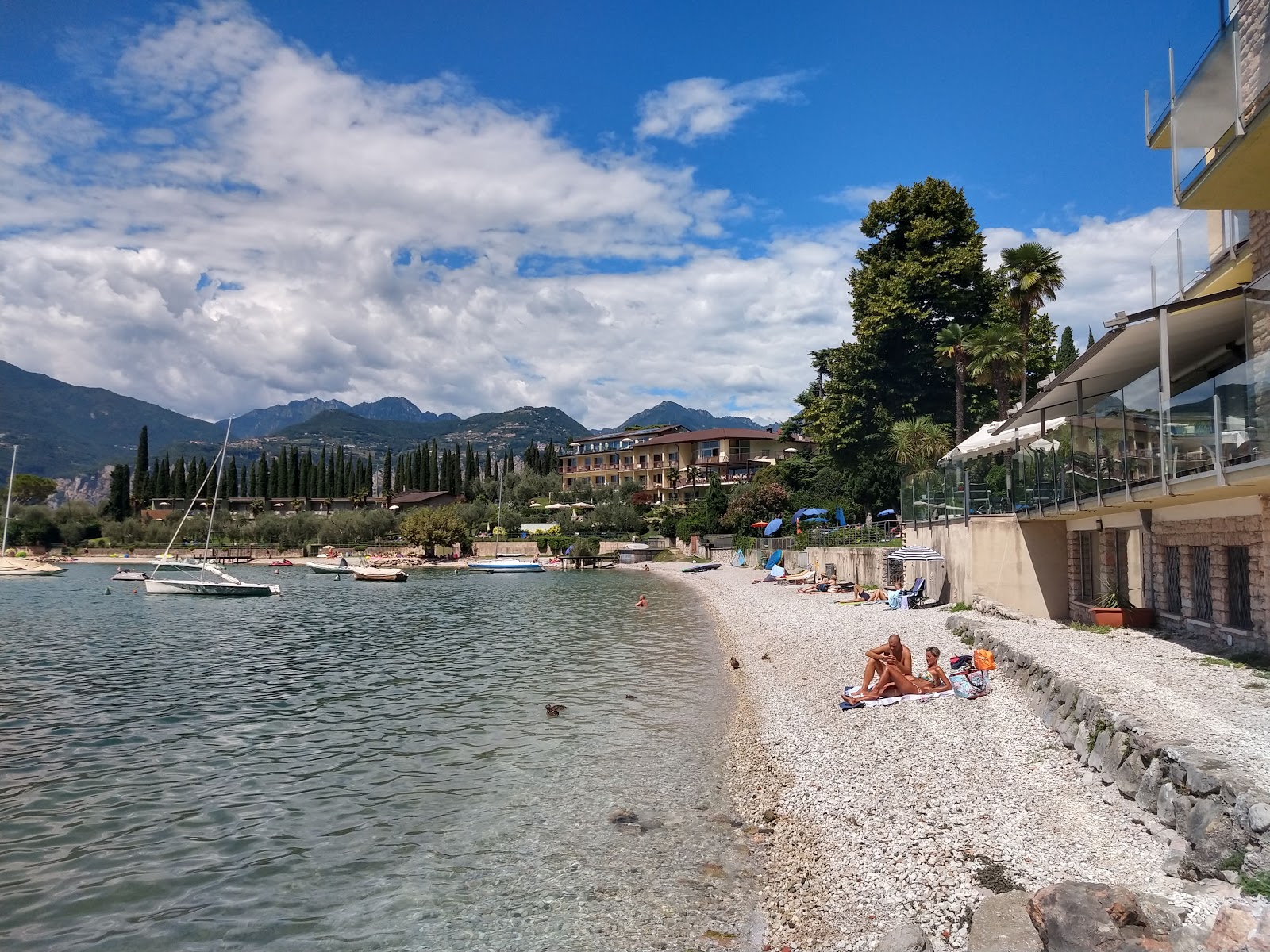 Spiaggia val di sogno'in fotoğrafı uzun koy ile birlikte