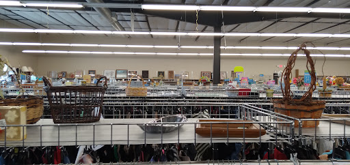 Non-Profit Organization «Goodwill of the Great Plains», reviews and photos