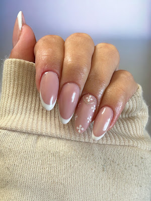 M'nails by Manon à Vinnemerville