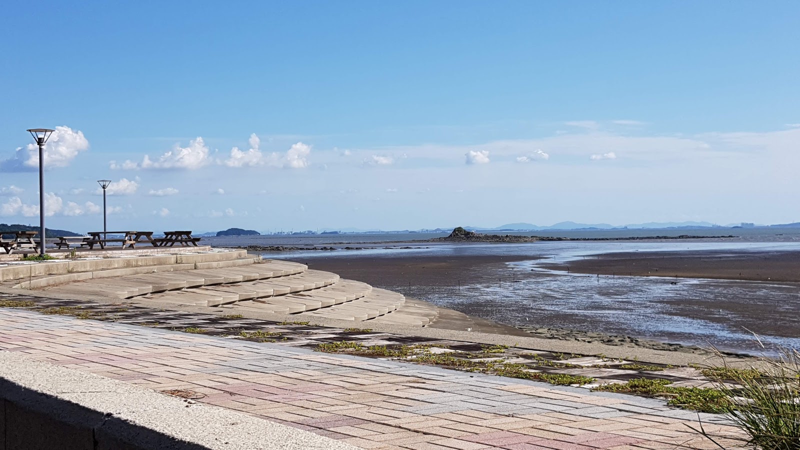 Biin Beach photo #8