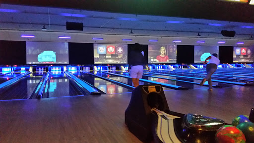 Bowling Alley «AMF Cerritos Lanes», reviews and photos, 18811 Carmenita Rd, Cerritos, CA 90703, USA