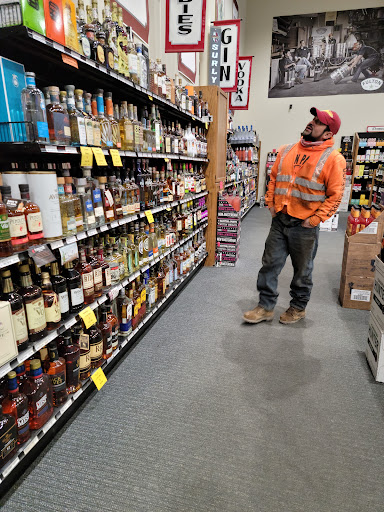 Liquor Store «Red Lion Liquors», reviews and photos, 12400 Nicollet Ave, Burnsville, MN 55337, USA