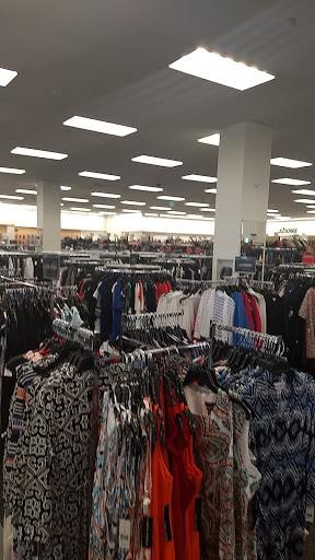 Department Store «Nordstrom Rack The Gallery At Westbury Plaza», reviews and photos, 1040 Old Country Rd, Garden City, NY 11530, USA