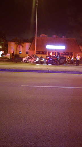 Liquor Store «23 LIQUOR STORE», reviews and photos, 3163 Hallandale Beach Blvd, Hallandale Beach, FL 33009, USA