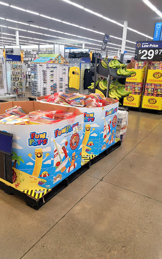 Department Store «Walmart Supercenter», reviews and photos, 8118 Perry Hills Ct, Nottingham, MD 21236, USA