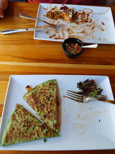 Latin American Restaurant «De La Vega Restaurante y Galeria», reviews and photos, 128 N Woodland Blvd, DeLand, FL 32720, USA