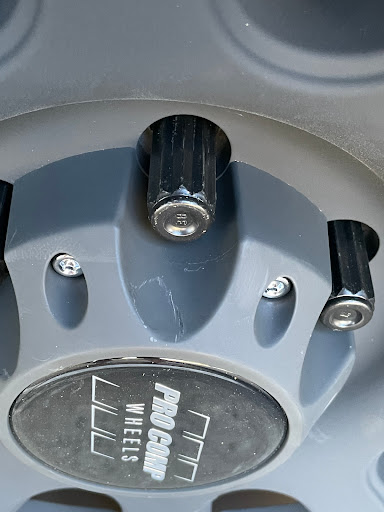 Tire Shop «Discount Tire Store - Lewisville, TX», reviews and photos, 2385 S Stemmons Fwy, Lewisville, TX 75067, USA