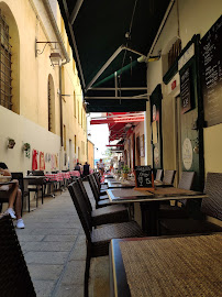 Atmosphère du Restaurant français Bistrot Le Saint Charles à Ajaccio - n°7
