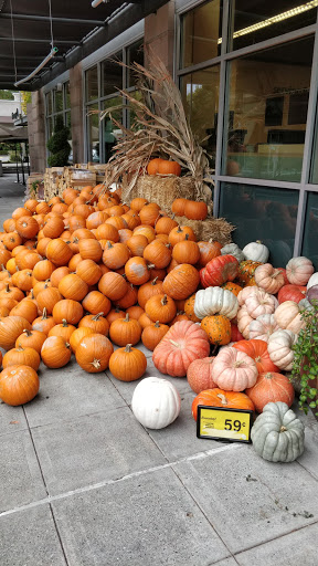 Grocery Store «Safeway», reviews and photos, 300 Bellevue Way NE, Bellevue, WA 98004, USA