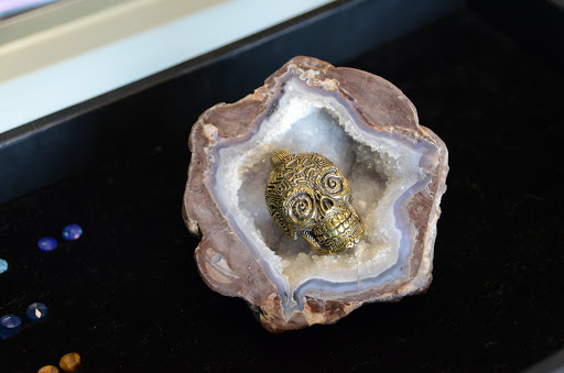 Tattoo Shop «Lucky Gal Tattoo & Piercing», reviews and photos, 1550 N Ankeny Blvd #102, Ankeny, IA 50023, USA