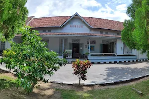 Museum & Zoo Tanjungpandan image