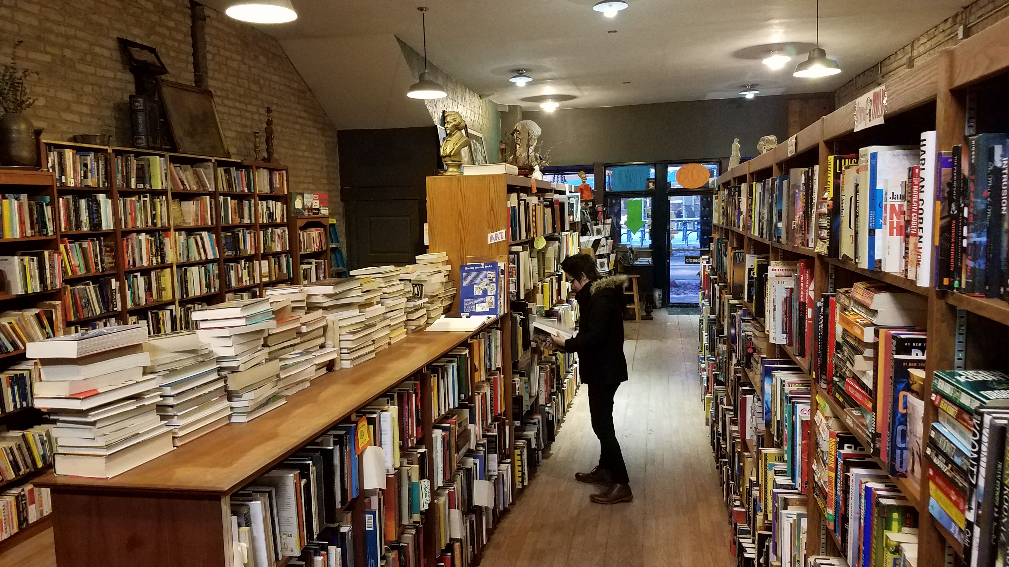 Picture of a place: Uncharted Books