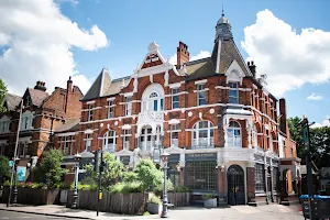 The Half Moon, Herne Hill image