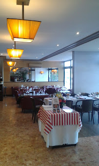 Atmosphère du La Fontaine Restaurant à Montigny-le-Bretonneux - n°13