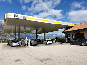 Distributore carburanti Eni Trento, Metano, GPL e AdBlue - Tankstelle