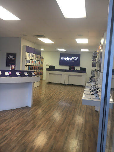 Cell Phone Store «MetroPCS Authorized Dealer», reviews and photos, 1821 N Zaragoza Rd, El Paso, TX 79936, USA