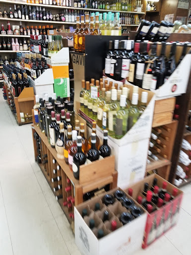 Liquor Store «Empire Liquors», reviews and photos, 103-05 Queens Blvd, Forest Hills, NY 11375, USA