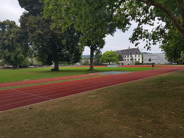 Laufbahn und Aussensportbereich