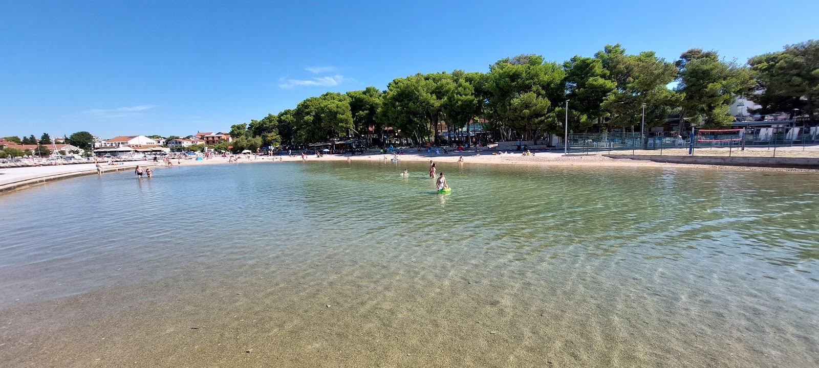 Foto von Male Vrulje Beach mit eine gerade küstenlinie