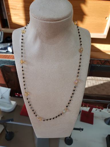 Jewelry Buyer «Bell Family Jewelers», reviews and photos, 40-21 Bell Blvd, Bayside, NY 11361, USA