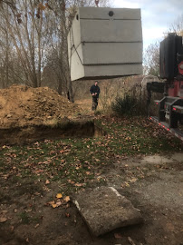 Bedford Septic Tank & Sewer Cleaning - Photo 4 - Car repair in , Toledo