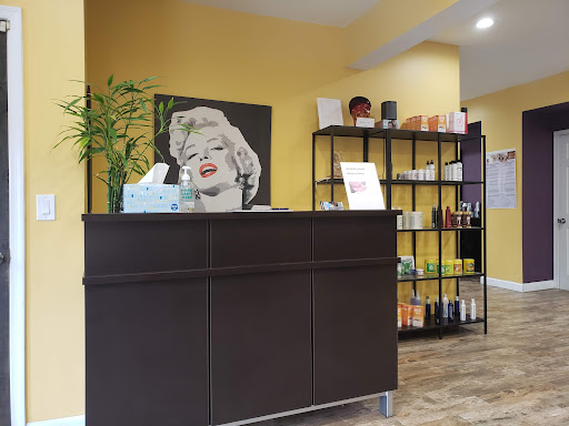 Hair Salon «Villalona Hair Salon», reviews and photos, 485 Hamilton St, Somerset, NJ 08873, USA