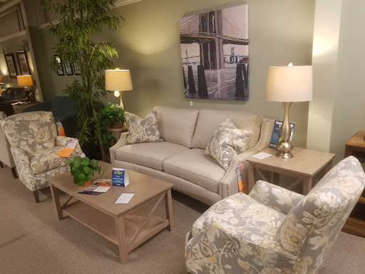 Furniture Store «Seacoast Furniture Stores», reviews and photos, 845 Lafayette Rd, Seabrook, NH 03874, USA