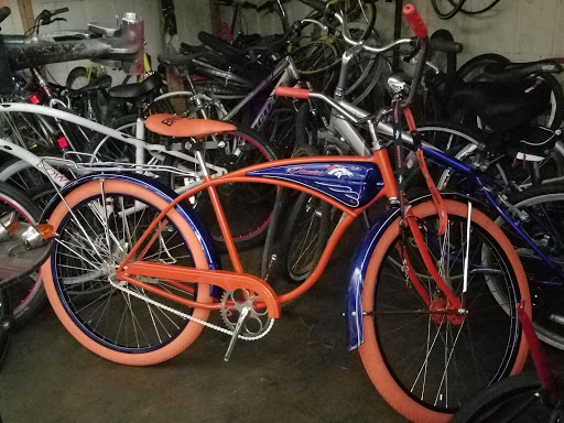 Bicycle Store «Compton Bike Shop», reviews and photos, 1716 N Long Beach Blvd, Compton, CA 90221, USA