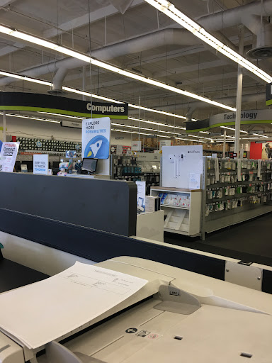 Staples image