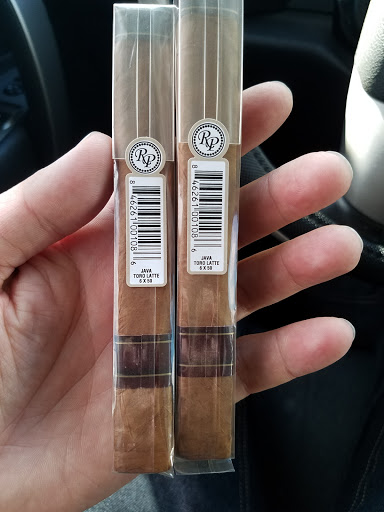 Tobacco Shop «Stateline Tobacco. Richmond IL», reviews and photos, 11519 US-12, Richmond, IL 60071, USA