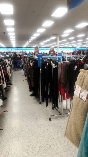 Clothing Store «Ross Dress for Less», reviews and photos, 380 Marketplace Blvd, Hamilton Township, NJ 08691, USA